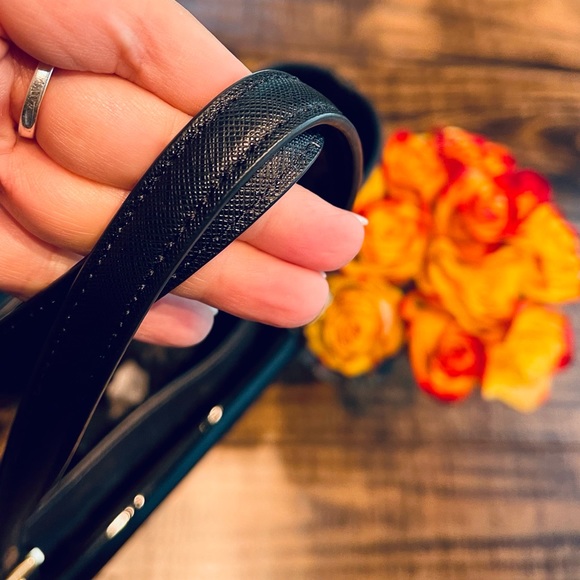 Michael Kors Jet Set Multifunction Black Leather Pocket Tote Bag - Picture 10 of 12